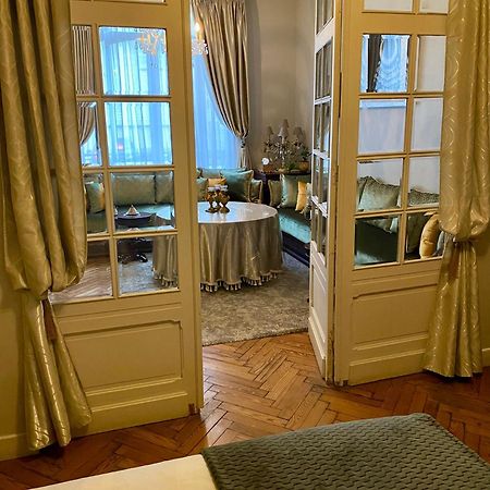 A La Fleur D Oranger - Lille La Madeleine Bed & Breakfast Ла Мадлен Екстериор снимка