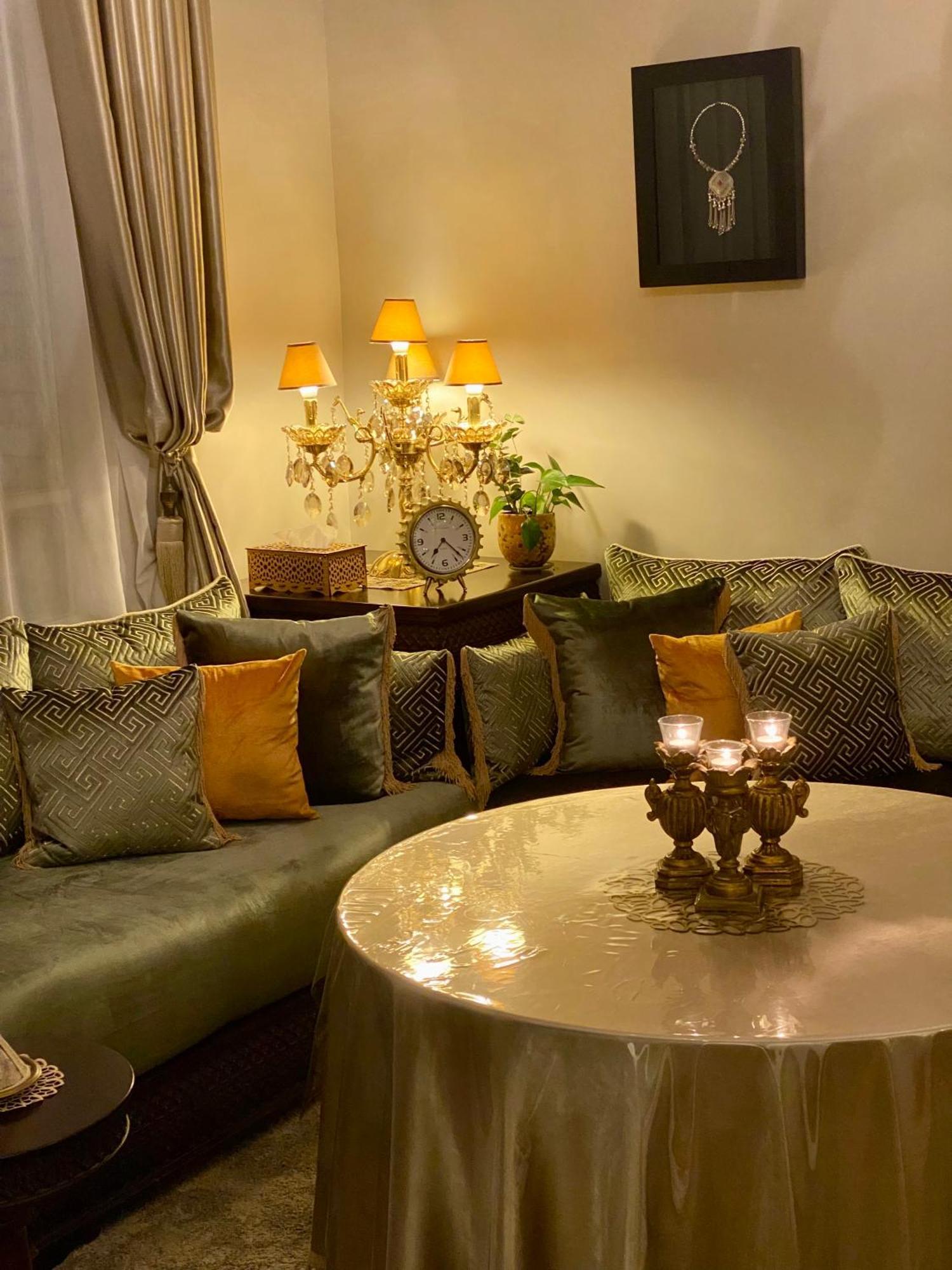 A La Fleur D Oranger - Lille La Madeleine Bed & Breakfast Ла Мадлен Екстериор снимка