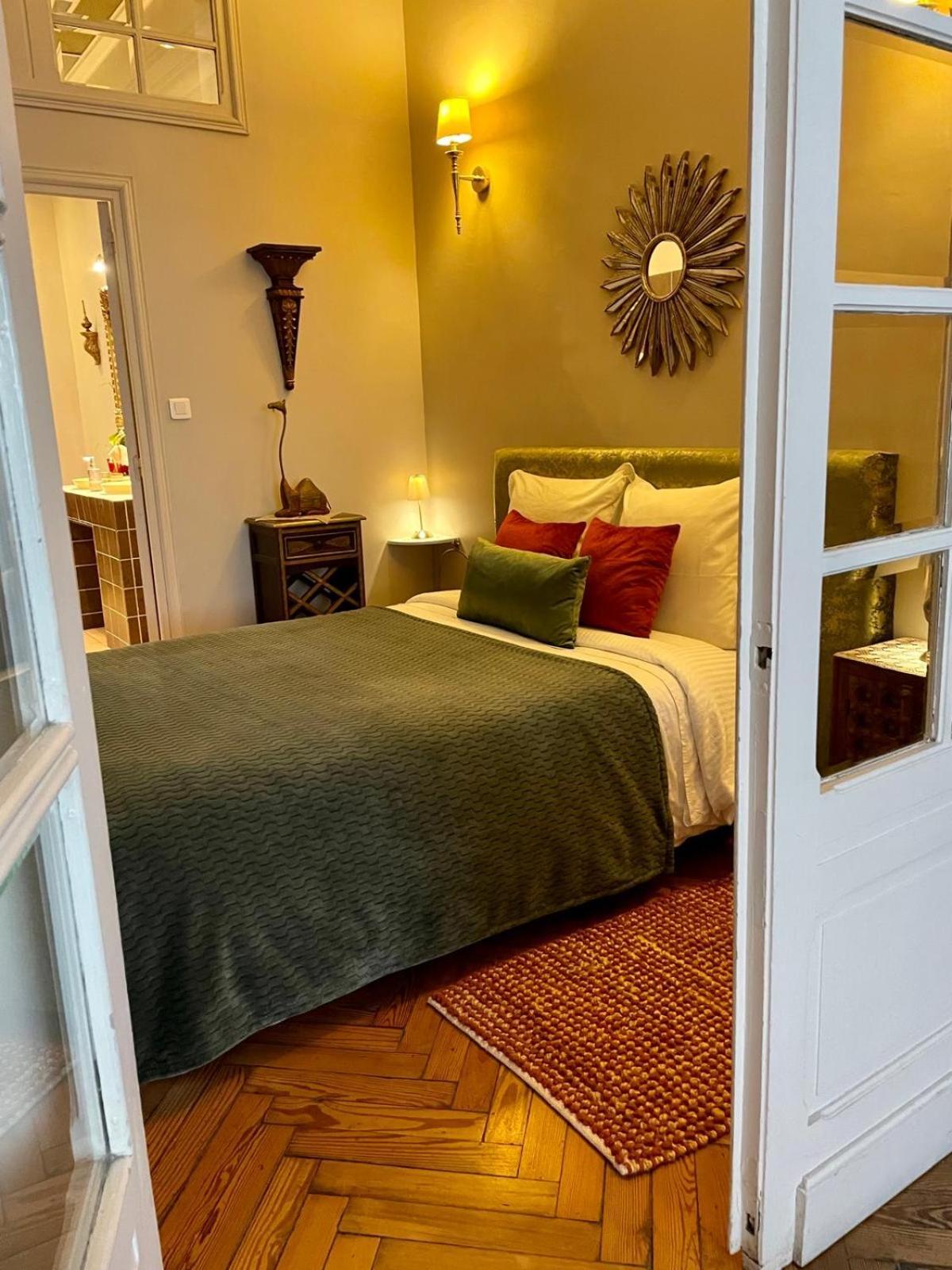 A La Fleur D Oranger - Lille La Madeleine Bed & Breakfast Ла Мадлен Екстериор снимка